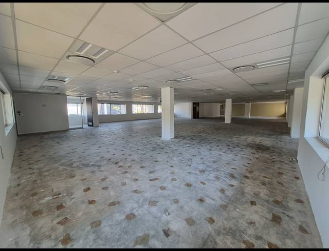 686M² OFFICE TO LET IN WOODMEAD